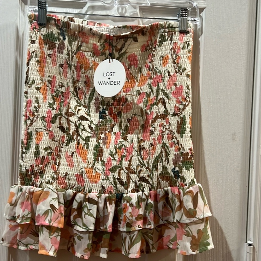 Lost wander skirt size M